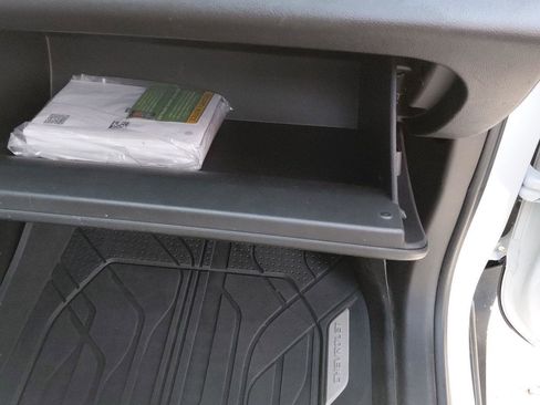 Used 2020 Chevrolet Traverse RS w/ LPO, Floor Liner Package image 12