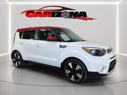 Used 2017 Kia Soul + w/ Designer's Package FWD image 13