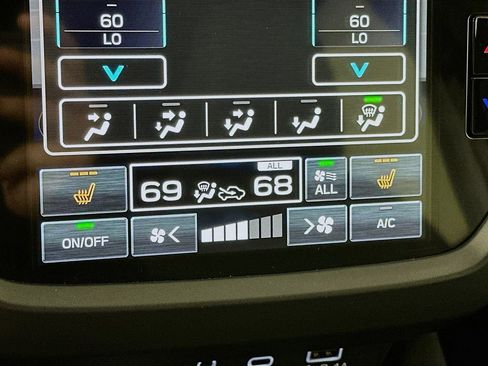 New 2025 Subaru Forester Premium image 27