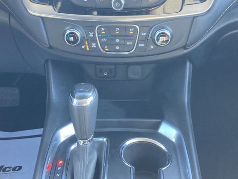 Used 2019 Chevrolet Traverse LT w/ LPO, Floor Liner Package image 18