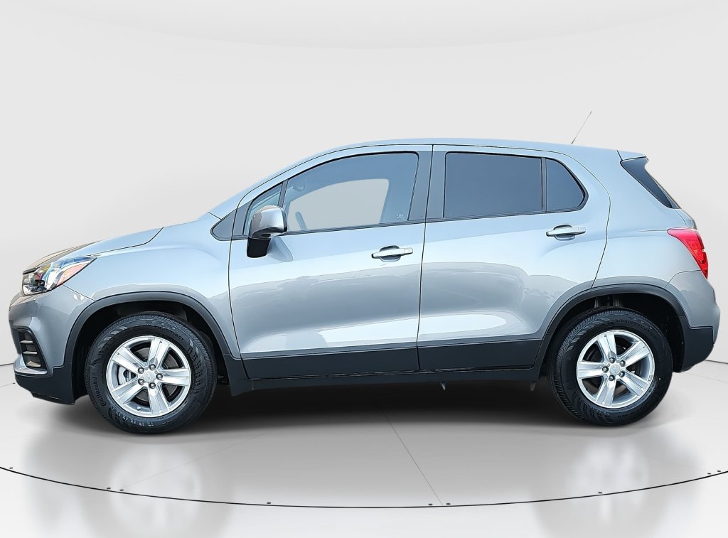 Used 2020 Chevrolet Trax LS w/ Tint and Cruise Package FWD image 8
