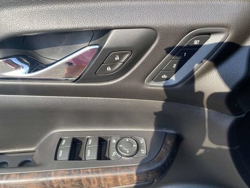 Used 2020 GMC Acadia Denali w/ LPO, Floor Liner Package AWD/4WD image 15