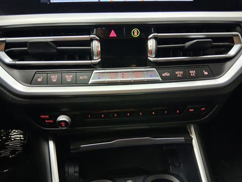 Used 2020 BMW 330i Sedan w/ Driving Assistance Package RWD image 30