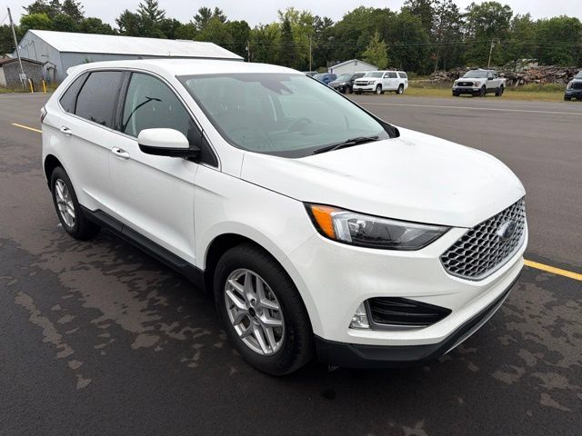 Used 2024 Ford Edge SEL w/ Convenience Package AWD/4WD image 7