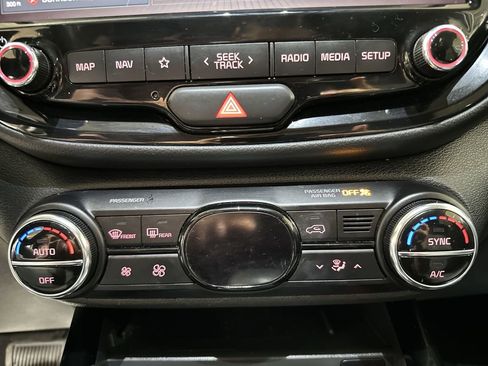 Used 2021 Kia Soul EX image 17