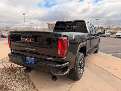 Used 2022 GMC Sierra 2500 AT4 w/ AT4 Premium Plus Package AWD/4WD image 8