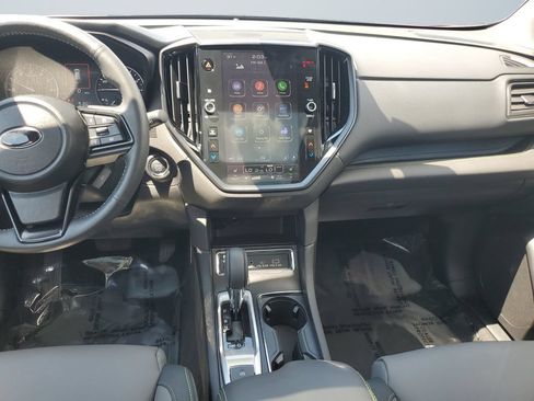 Certified 2024 Subaru Ascent Onyx Edition AWD/4WD image 11