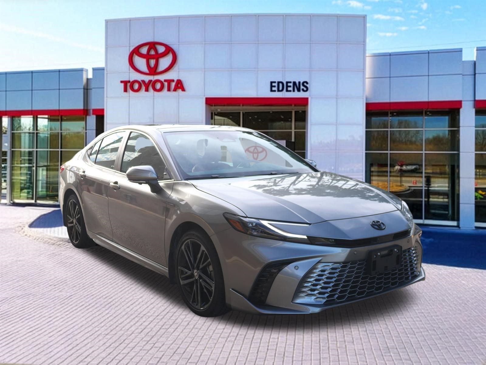 Used 2025 Toyota Camry XSE w/ Premium Plus Package AWD/4WD image 1