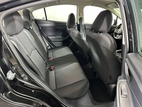 Used 2022 Subaru Impreza 2.0i Premium image 10