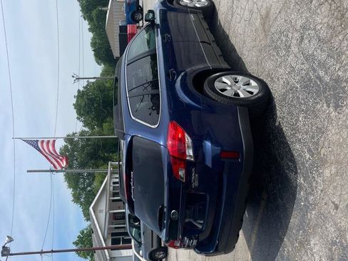 Used 2011 Subaru Outback 2.5i Premium AWD/4WD image 5