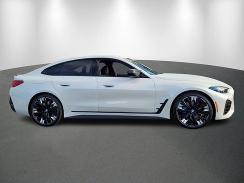 New 2026 BMW M440i w/ M Carbon Exterior Package image 8