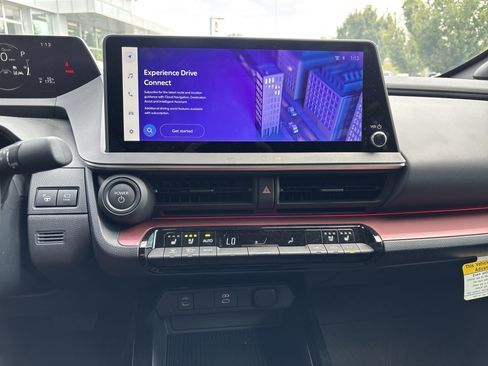 Used 2026 Toyota Prius Plug-In Hybrid w/ Limited Premium Package FWD image 19