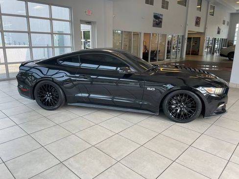 Used 2015 Ford Mustang GT Premium w/ Equipment Group 401A RWD image 8