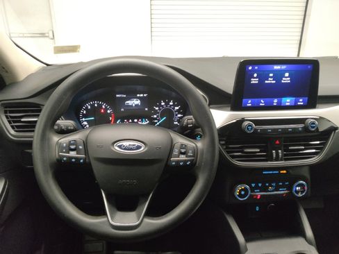 Used 2020 Ford Escape SE image 22