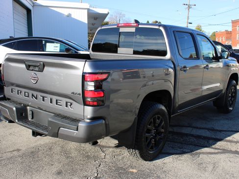 New 2026 Nissan Frontier SV image 8