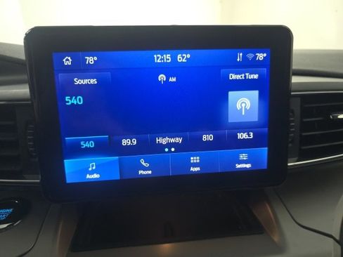 Used 2023 Ford Explorer XLT w/ Equipment Group 202A image 27