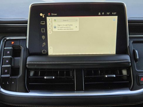 Certified 2023 GMC Yukon AT4 w/ LPO, Floor Liner Package AWD/4WD image 18