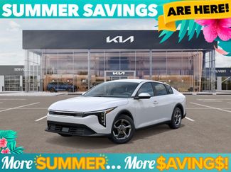 New 2026 Kia K4 FWD video 1