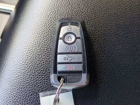 Used 2020 Ford F350 Lariat w/ Lariat Ultimate Package image 30