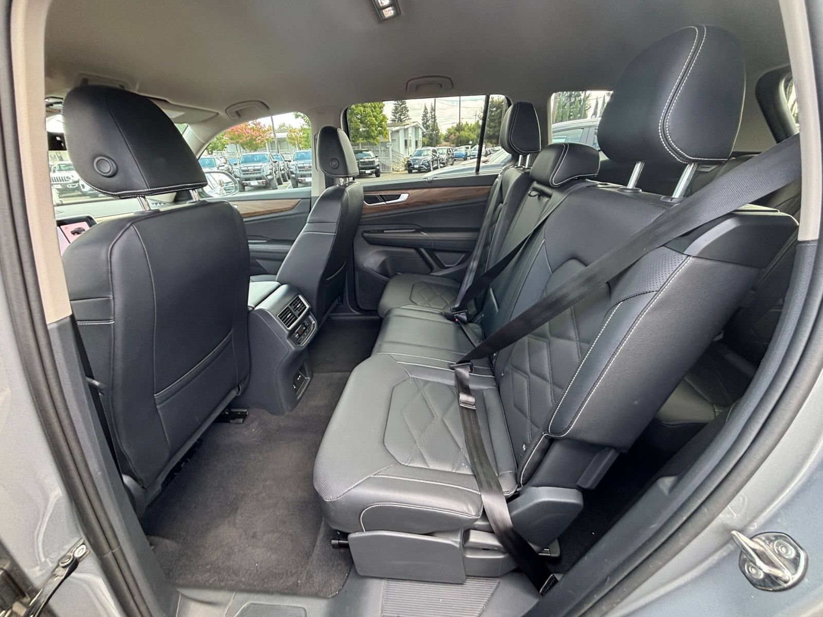 Used 2026 Volkswagen Atlas SE AWD/4WD image 28