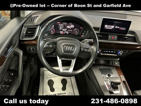 Used 2020 Audi Q5 2.0T Premium Plus w/ Premium Plus Package AWD/4WD image 17