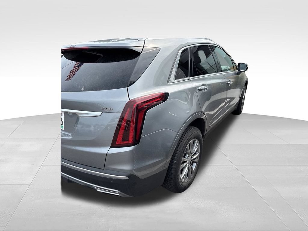 Certified 2023 Cadillac XT5 Premium Luxury w/ LPO, Floor Liner Package AWD/4WD image 33