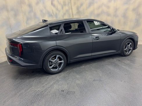 Used 2025 Kia K4 LXS image 10