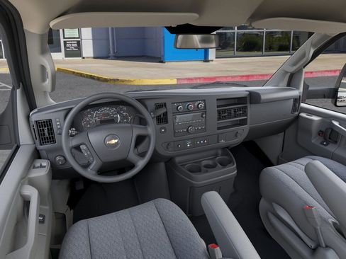 New 2025 Chevrolet Express 3500 Work Van w/ Power Convenience Package image 16