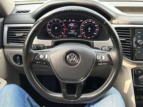 Used 2018 Volkswagen Atlas SEL Premium AWD/4WD image 10