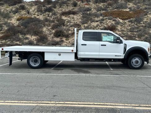 New 2026 Ford F550 4x4 Crew Cab Super Duty image 2