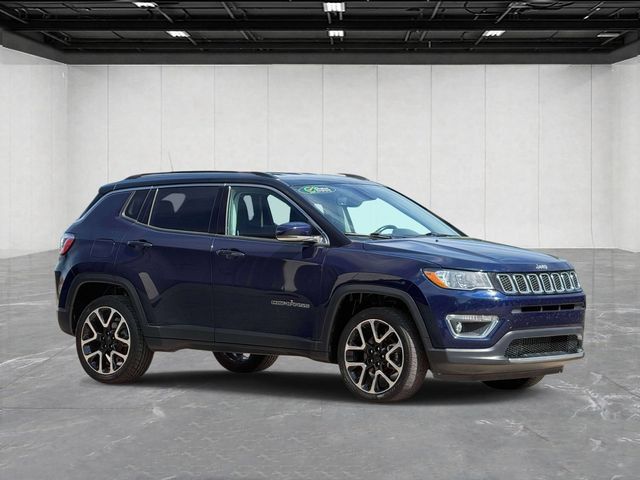 Used 2019 Jeep Compass Limited AWD/4WD image 1
