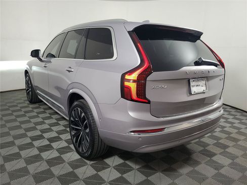 Certified 2026 Volvo XC90 B6 Plus w/ Protection Package Premier AWD/4WD image 4
