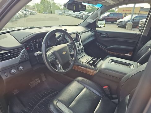 Used 2017 Chevrolet Suburban Premier AWD/4WD image 11