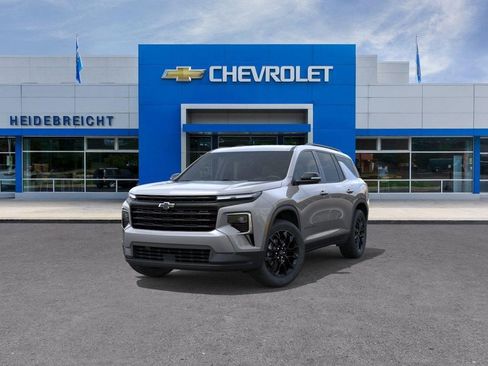 New 2026 Chevrolet Traverse LT image 8
