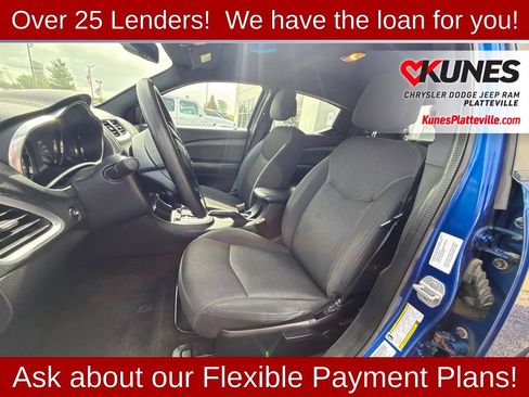 Used 2014 Dodge Avenger SE FWD image 12