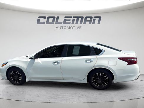 Used 2018 Nissan Altima 2.5 S w/ S Convenience Package FWD image 8