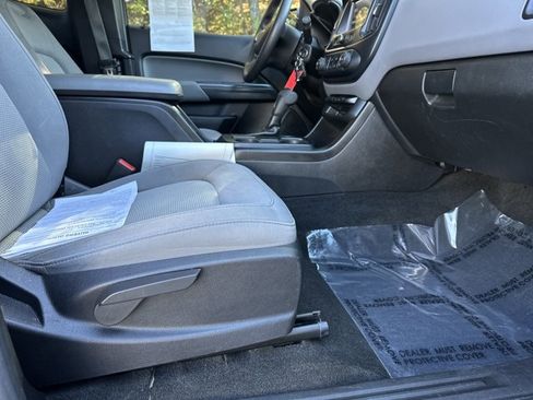 Used 2018 Chevrolet Colorado W/T w/ WT Convenience Package image 16