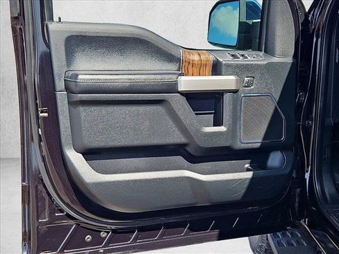Used 2020 Ford F150 Lariat AWD/4WD image 9