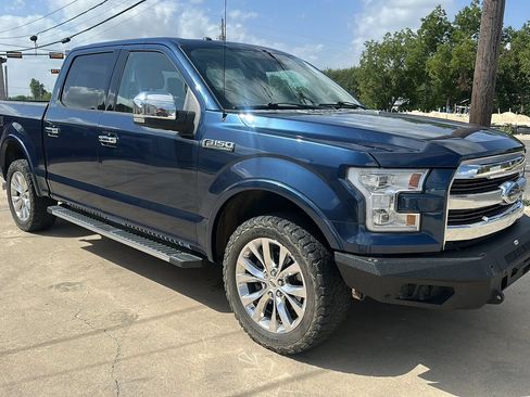 Used 2015 Ford F150 Lariat w/ Equipment Group 502A Luxury AWD/4WD image 7