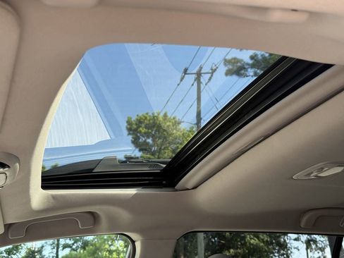 New 2025 Subaru Outback Premium image 27