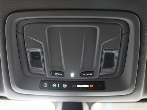 Used 2022 Chevrolet Silverado 1500 RST image 28