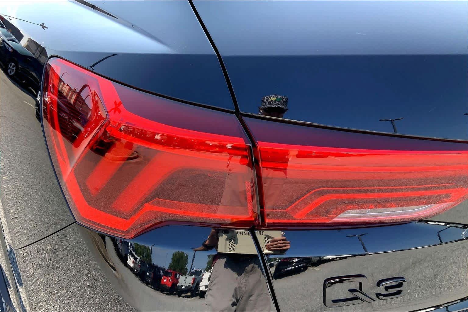 Used 2025 Audi Q3 2.0T Premium AWD/4WD image 27