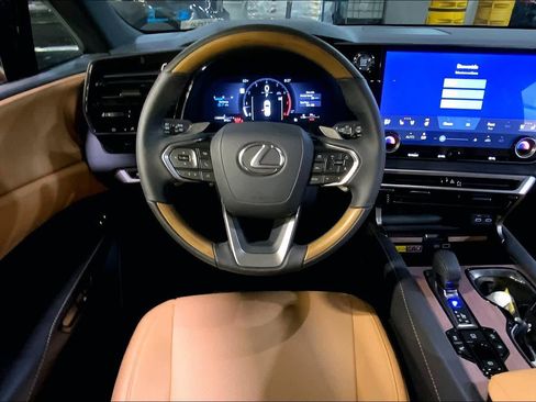 Certified 2025 Lexus RX 350 Premium image 5