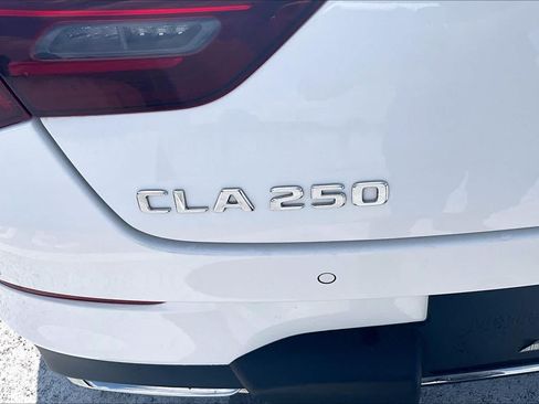 Used 2025 Mercedes-Benz CLA 250 4MATIC image 31
