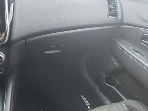 Used 2024 Mitsubishi Outlander Sport LE image 18