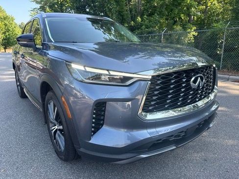 Used 2023 INFINITI QX60 Sensory w/ Vision Package AWD/4WD image 3