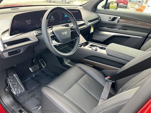 New 2026 Cadillac Vistiq Luxury image 8