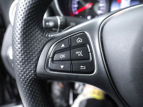 Used 2018 Mercedes-Benz C 300 4MATIC Sedan image 12