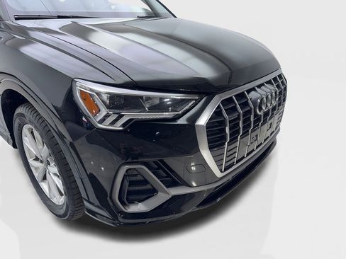 Used 2025 Audi Q3 2.0T Premium AWD/4WD image 17