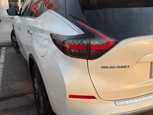 Certified 2024 Nissan Murano Platinum w/ Cargo Package FWD image 3